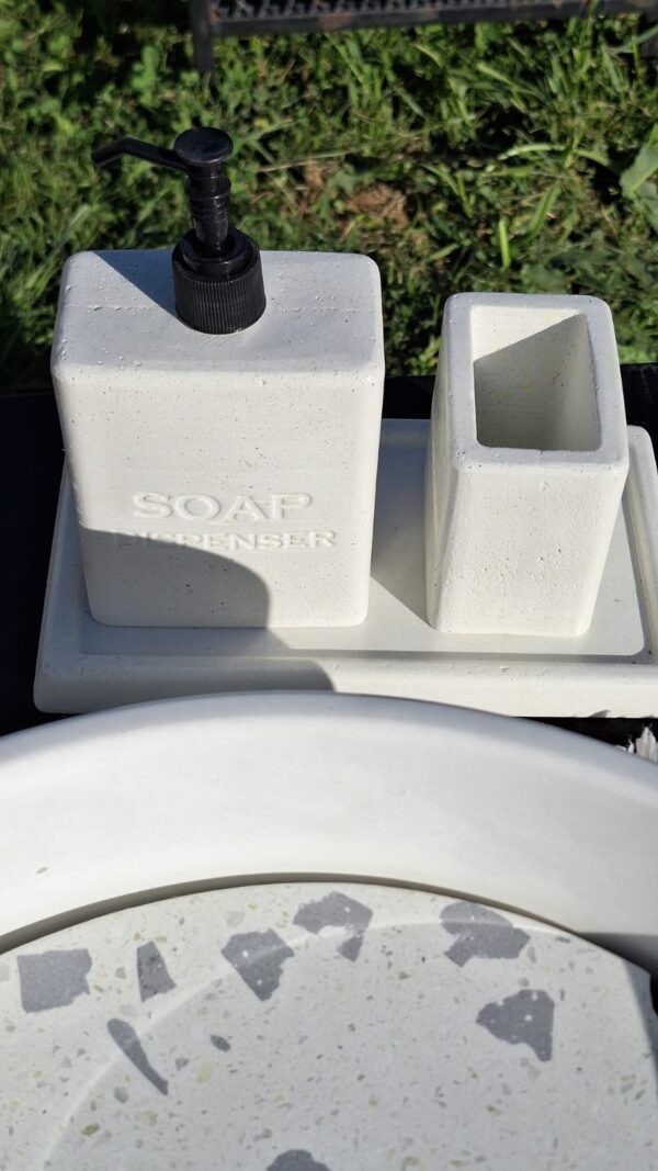 WhatsApp Image 2025-11-01 at 20.07.01 PARÍS con chips