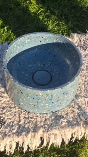 NÁPOLI Azul marino con piedras naturales